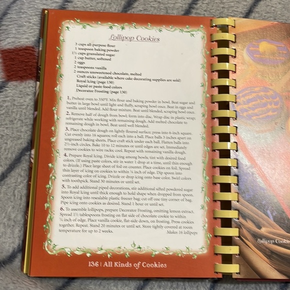 COOKBOOK - Picture 4 of 6